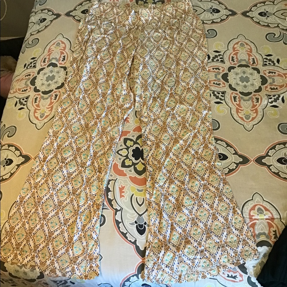 Boho O’Neill beachy pants!